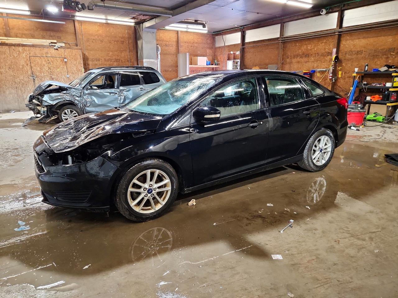 Salvage Ford Focus Image