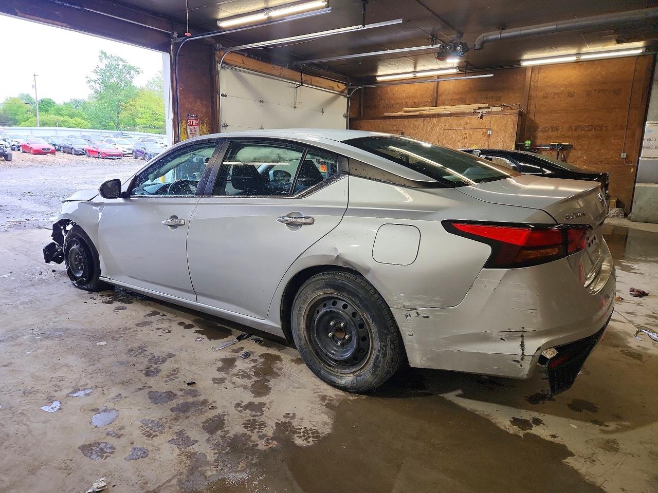 Nissan Altima S