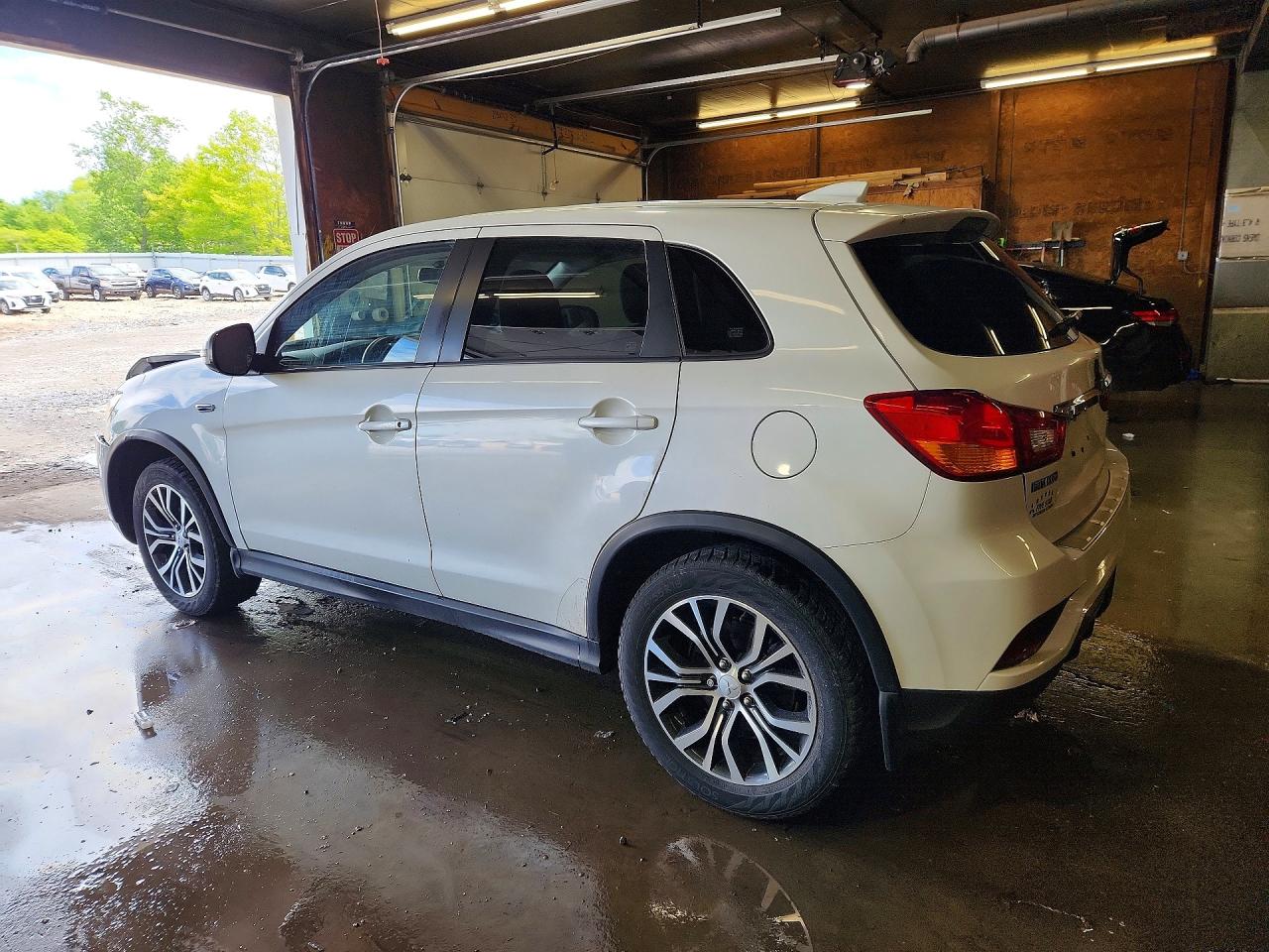 Mitsubishi Outlander Es