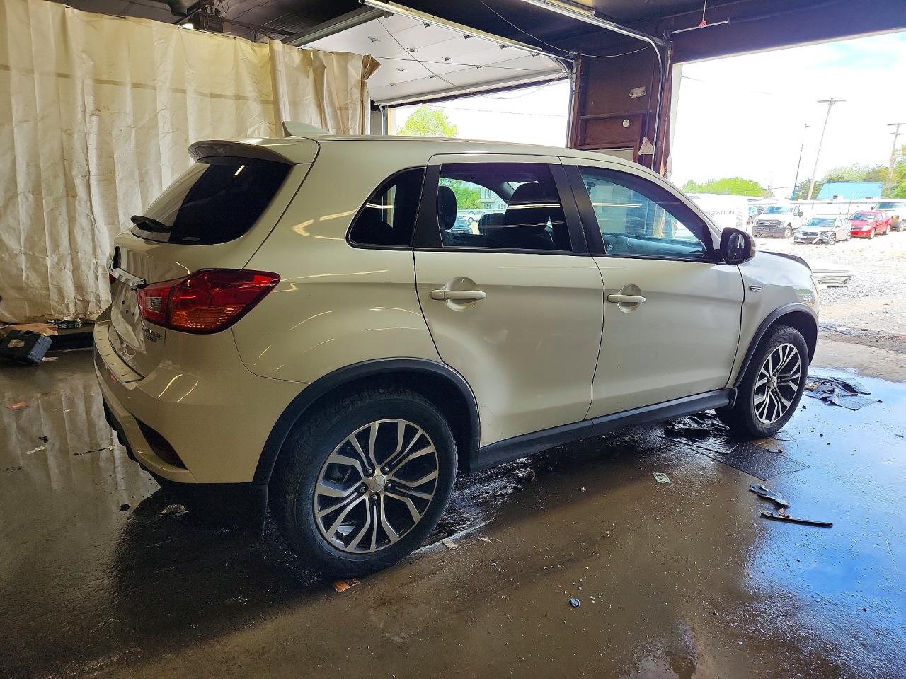 Mitsubishi Outlander Es