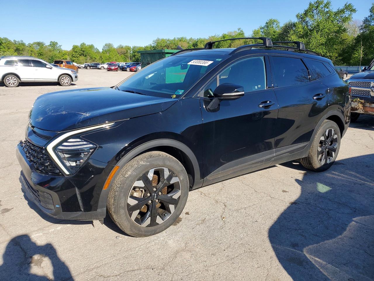 Salvage Kia Sportage Image