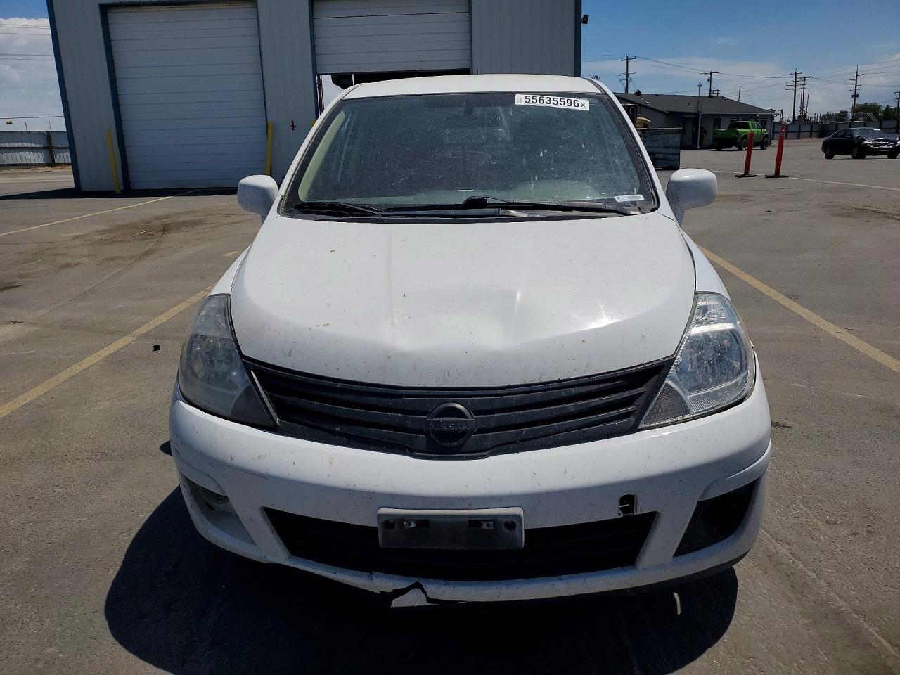 Nissan Versa 1.8 S