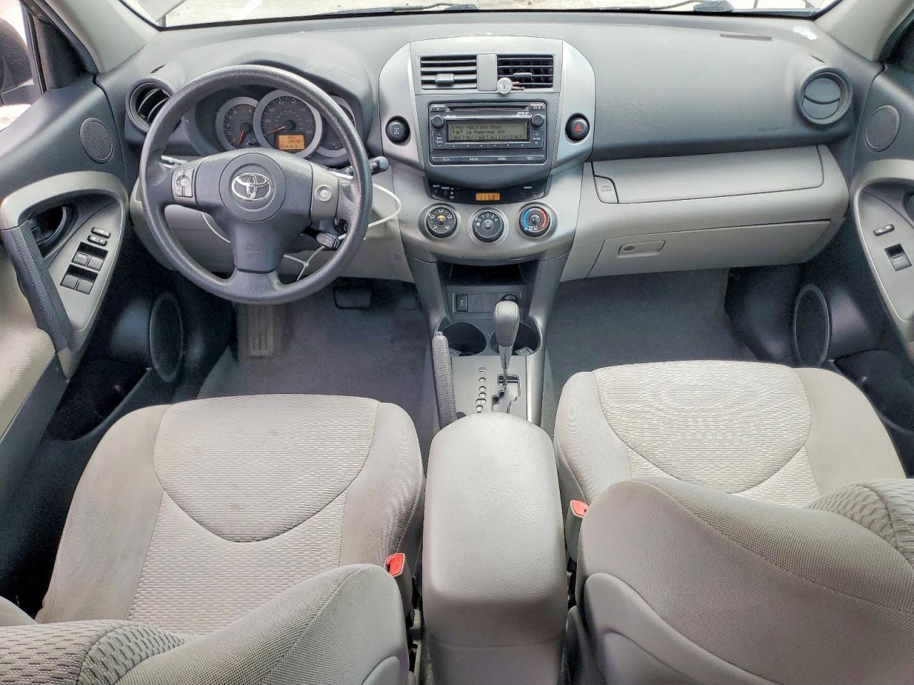Toyota RAV4 Base