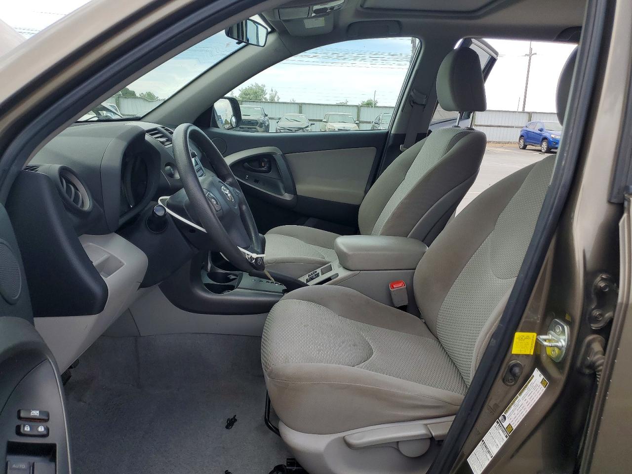 Toyota RAV4 Base