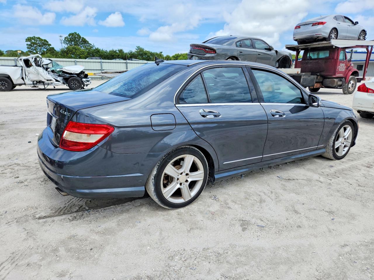 Mercedes-Benz C-Class 300 4matic