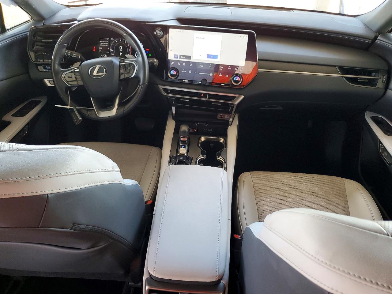 Lexus RX Premium+