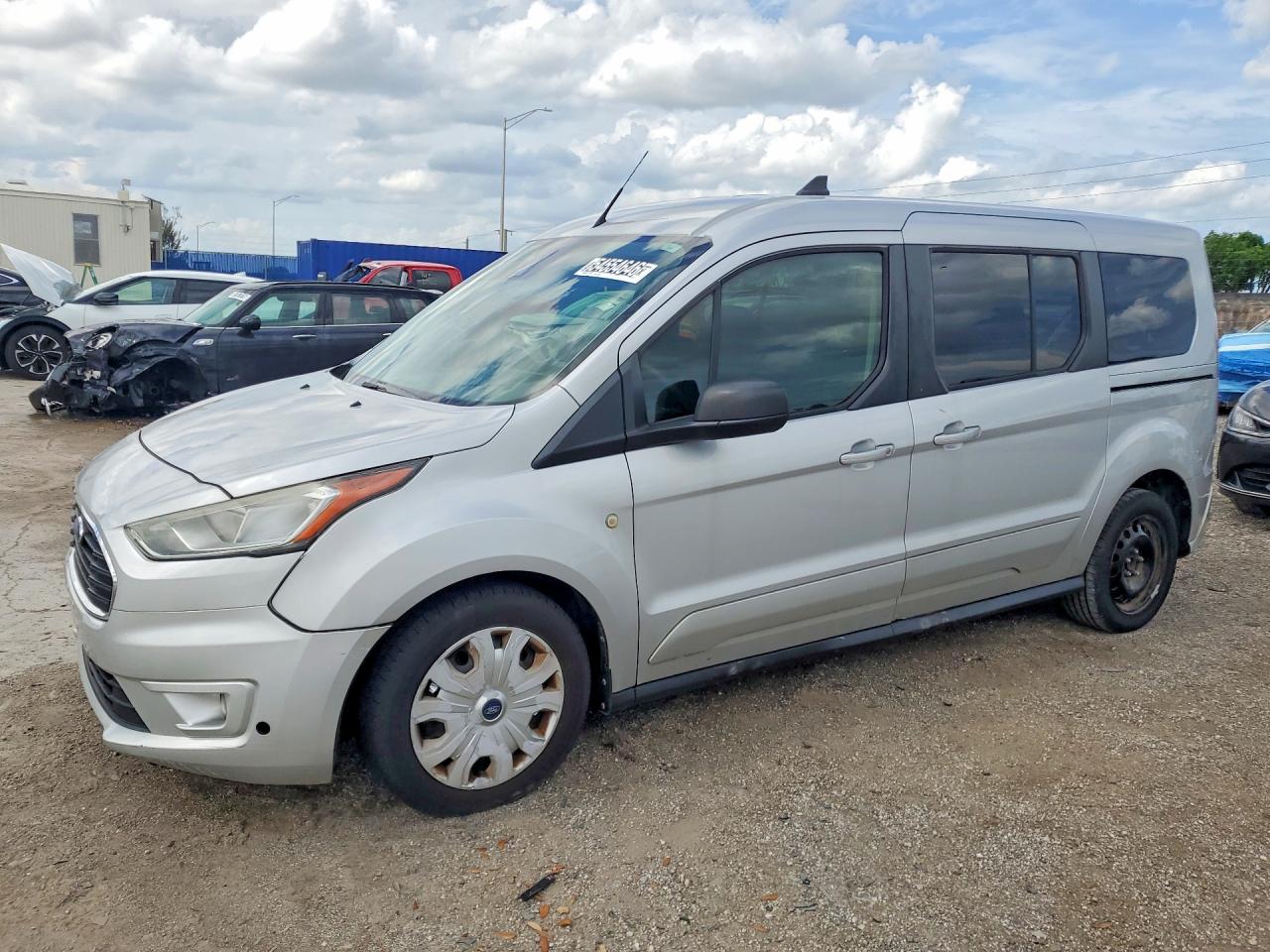 Salvage Ford Transit Image