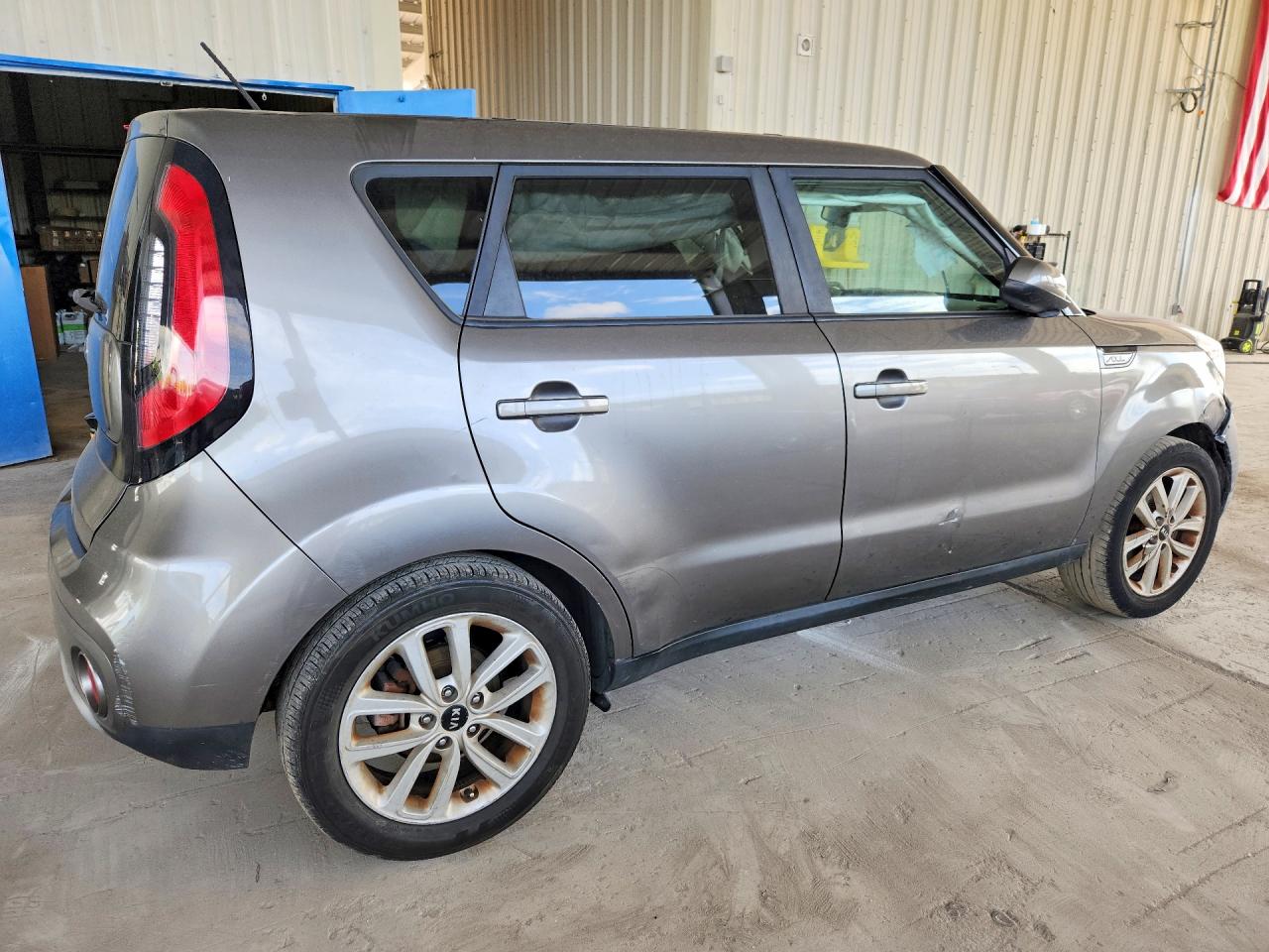Kia Soul +