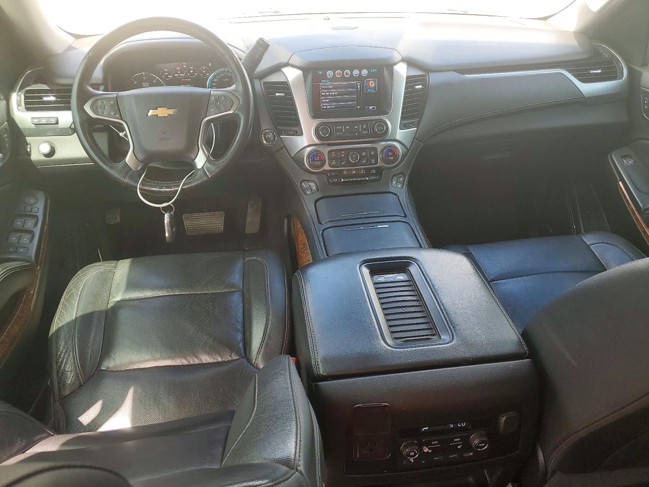 Chevrolet Suburban C1500 Premier