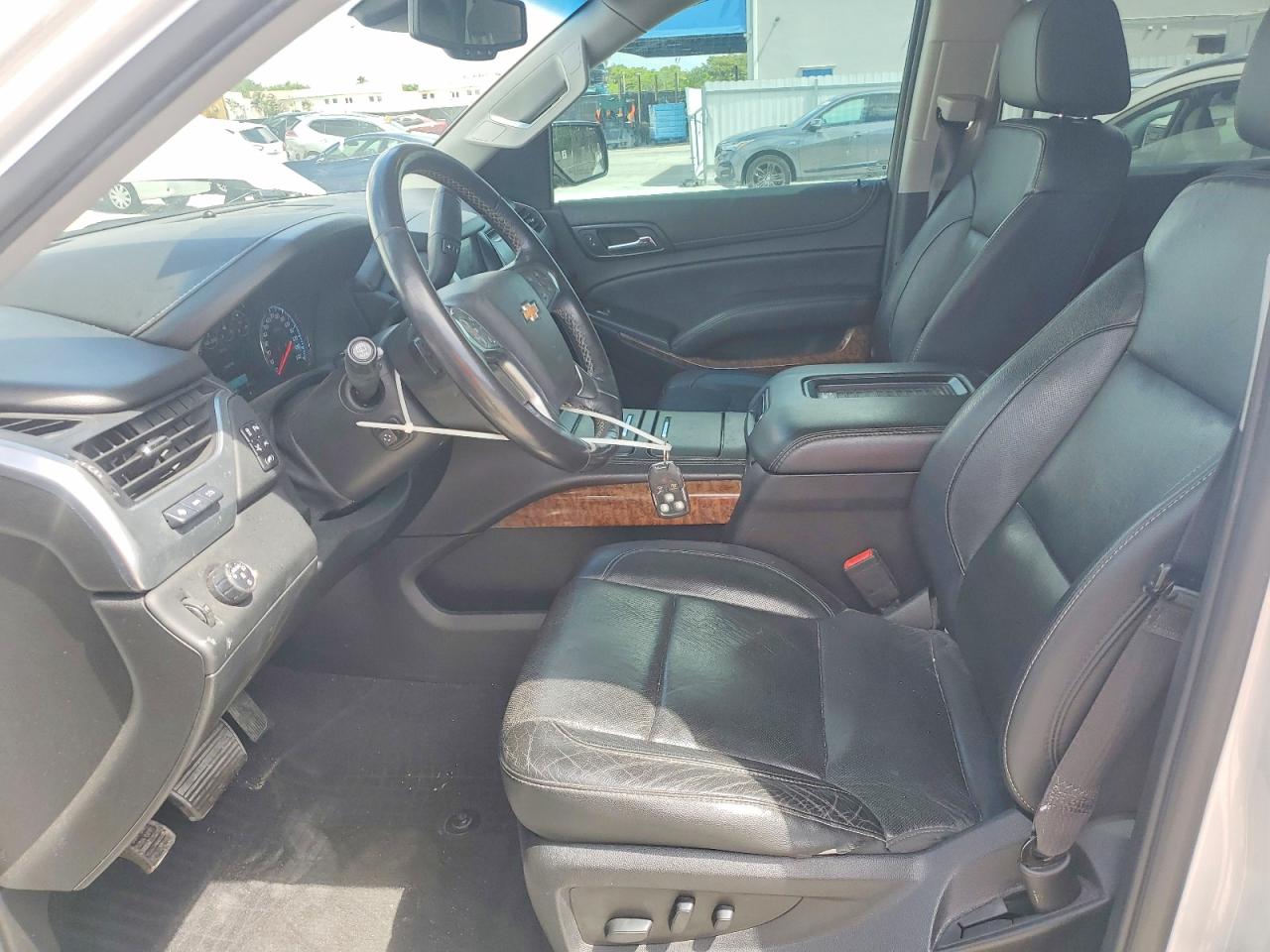 Chevrolet Suburban C1500 Premier