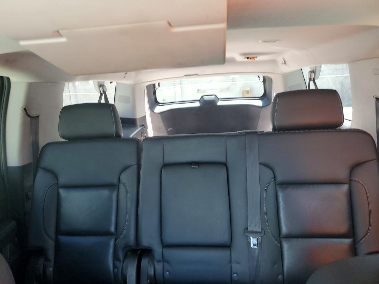 Chevrolet Suburban C1500 Premier