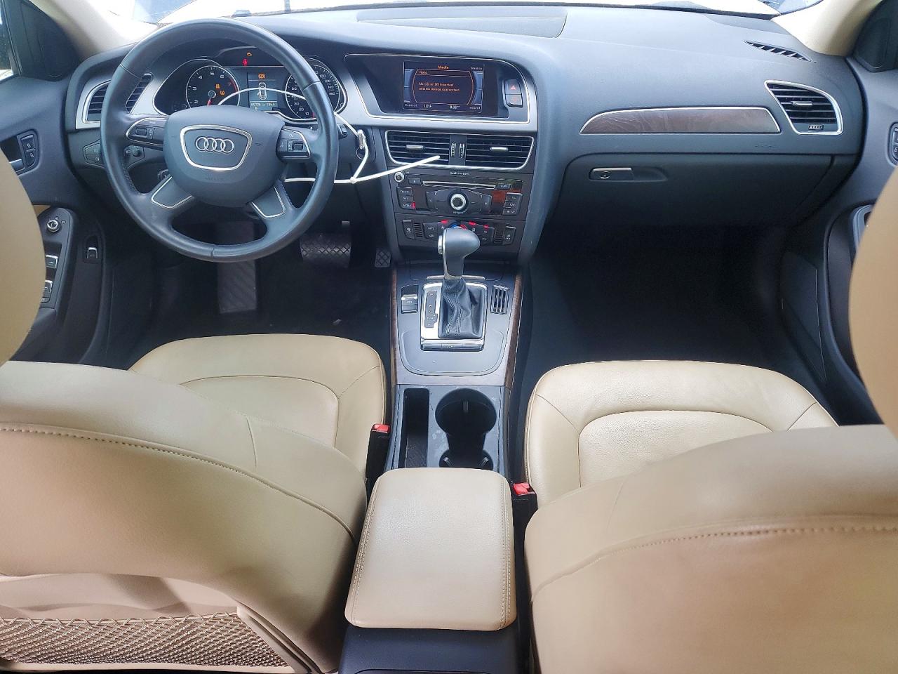 Audi A4 Premium