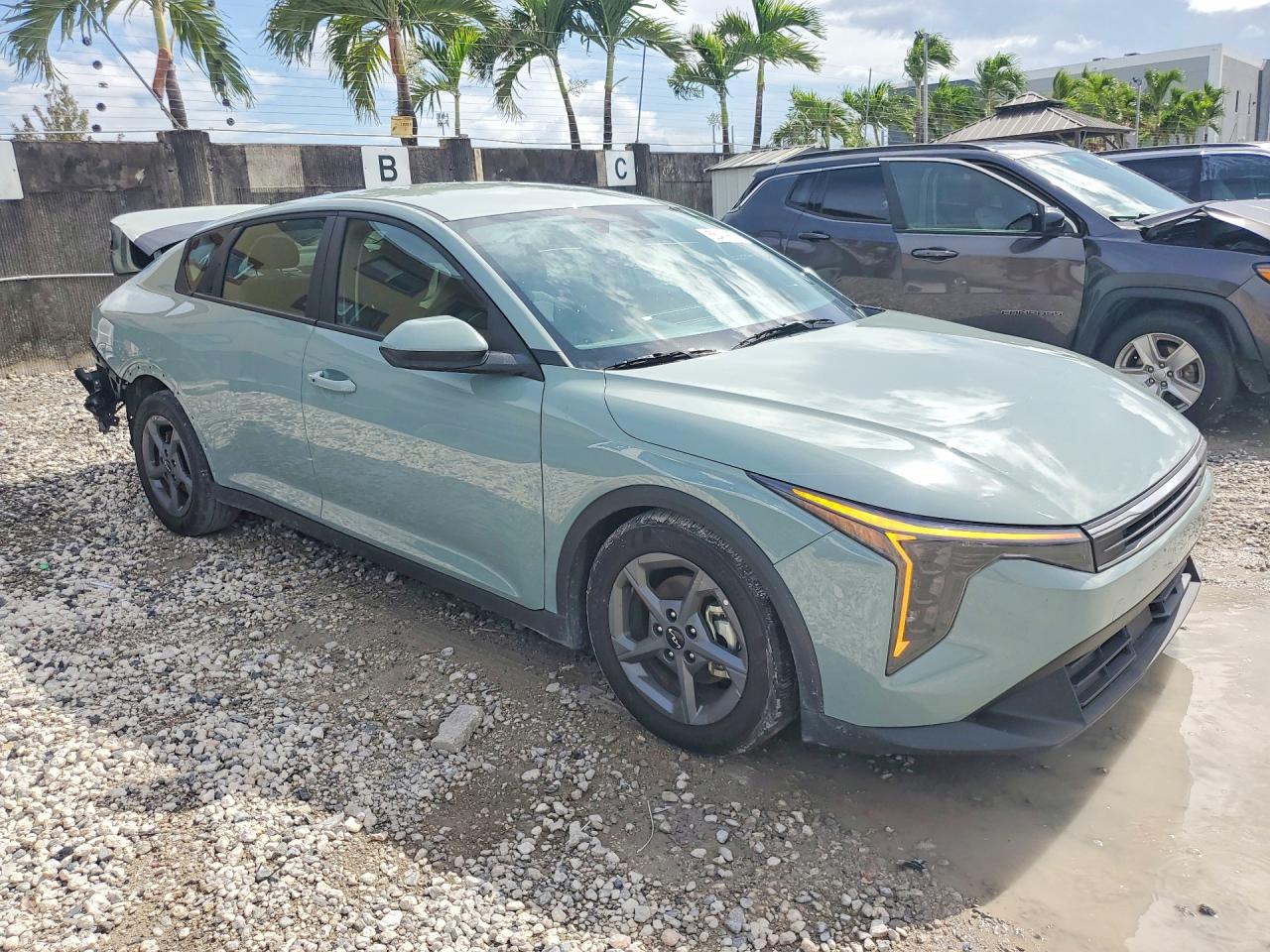 Kia K4 Lxs