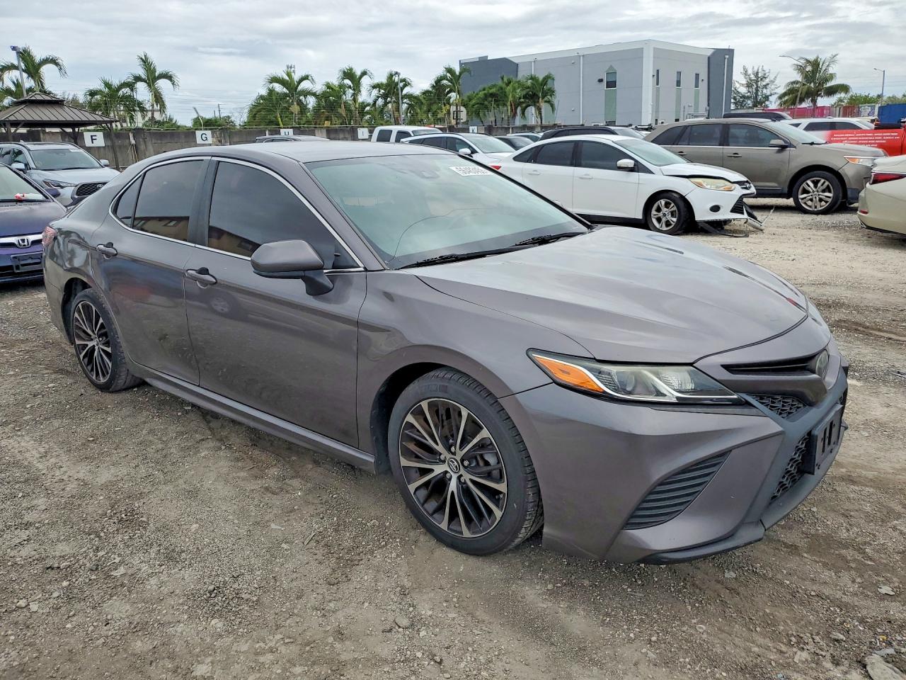Toyota Camry Se