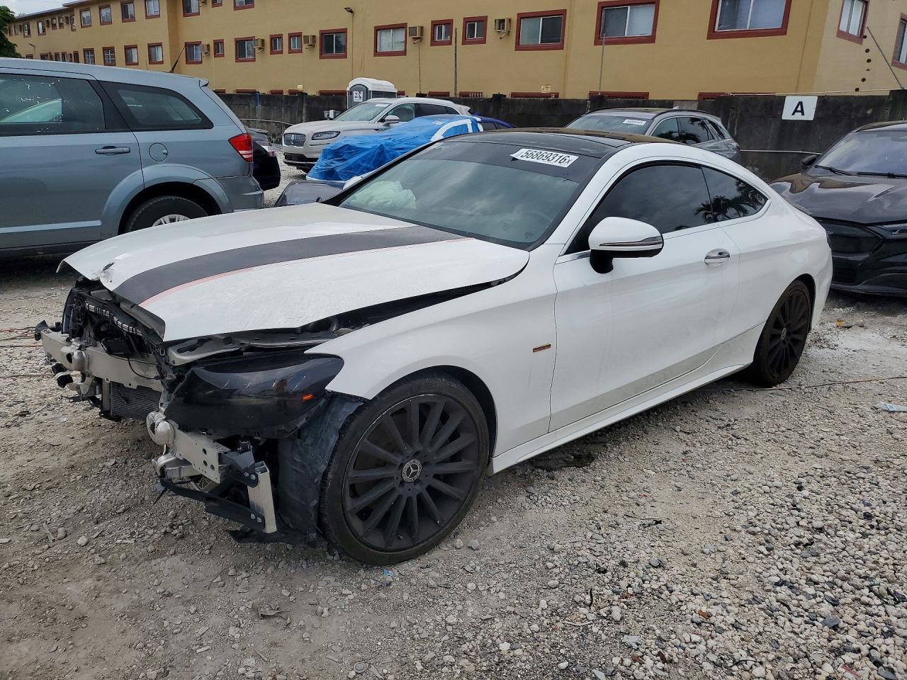 Salvage Mercedes-Benz C-Class Image