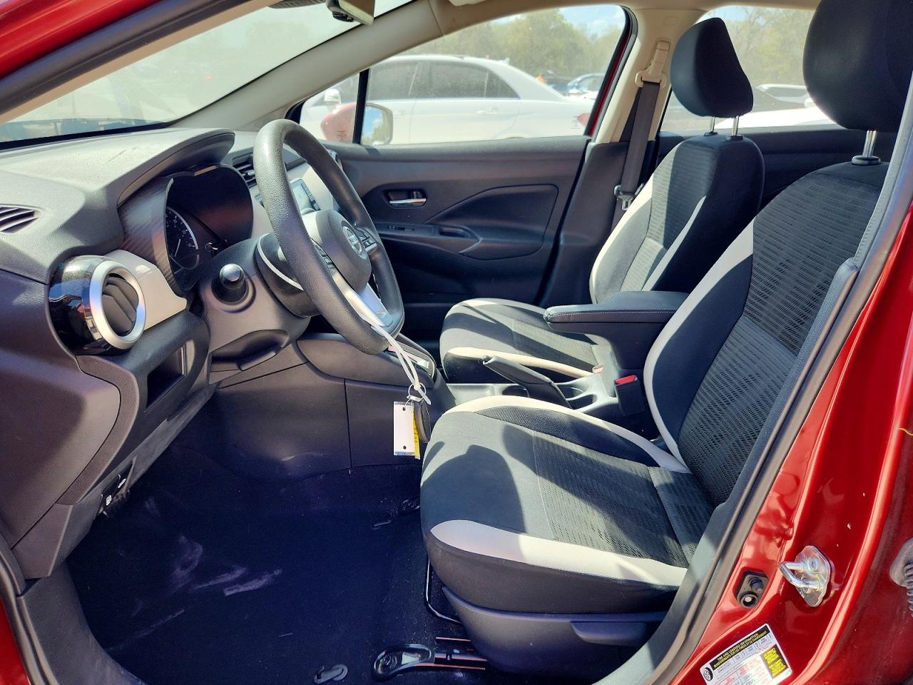 Nissan Versa Sv