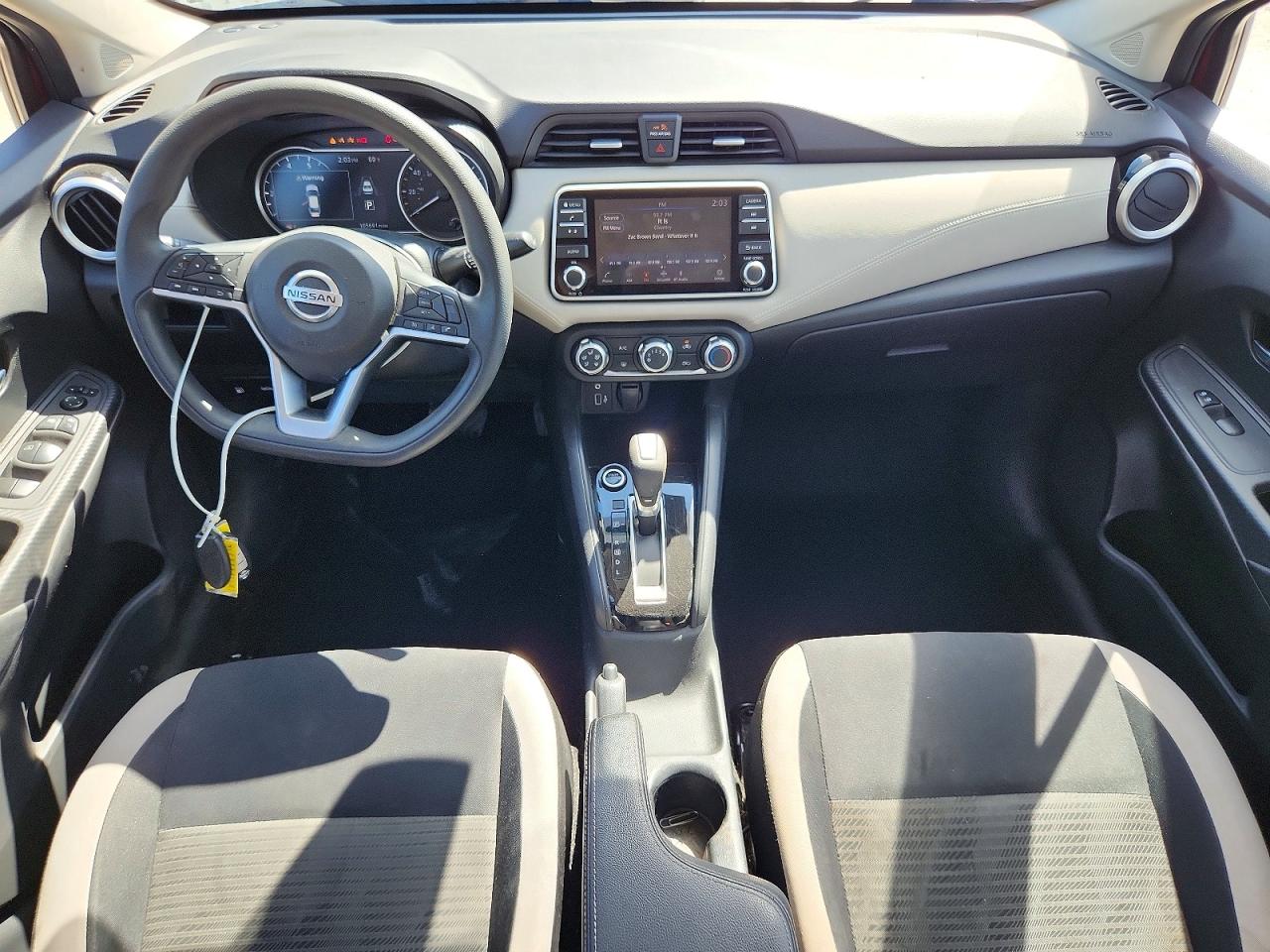 Nissan Versa Sv