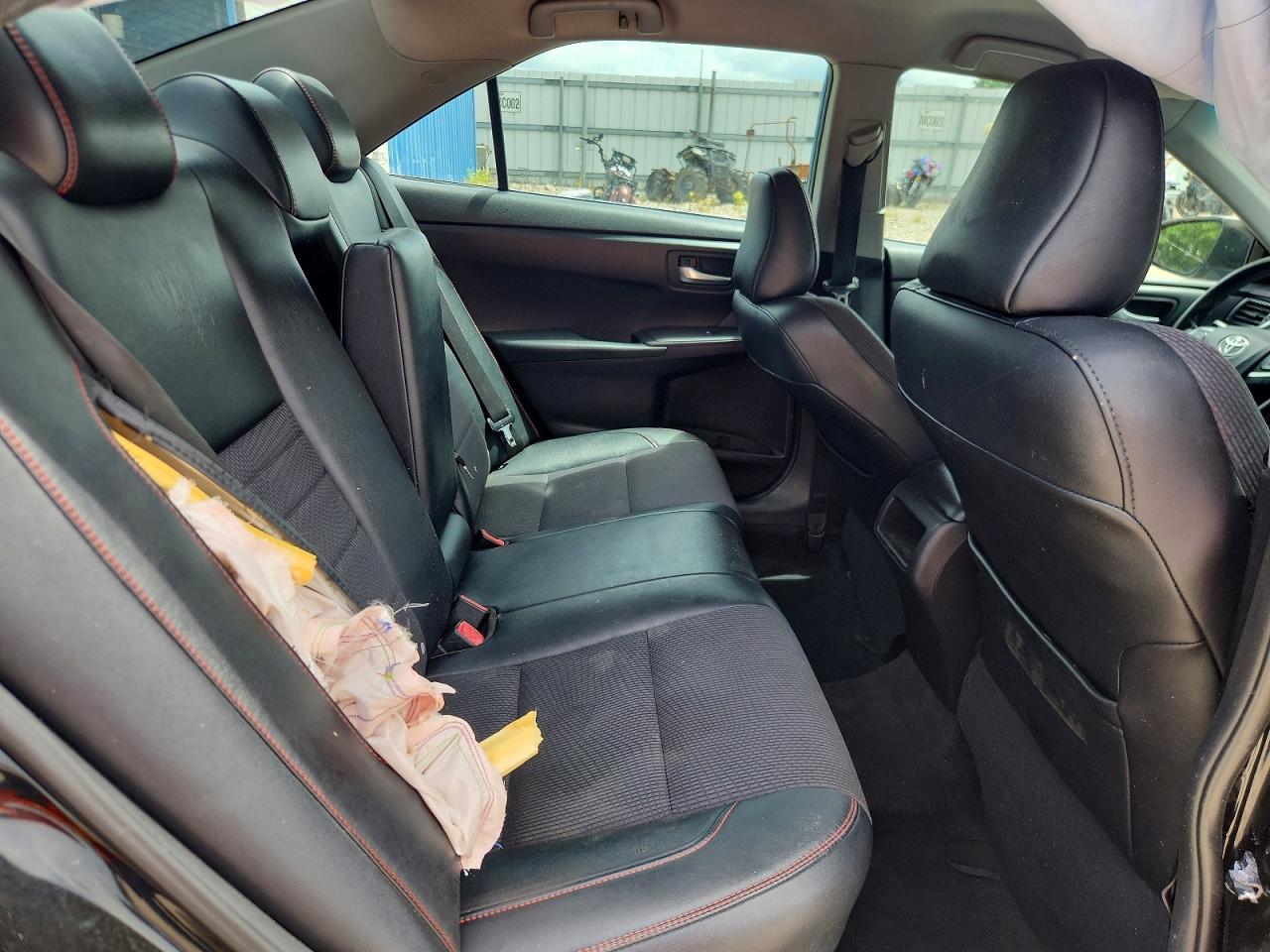 Toyota Camry Se