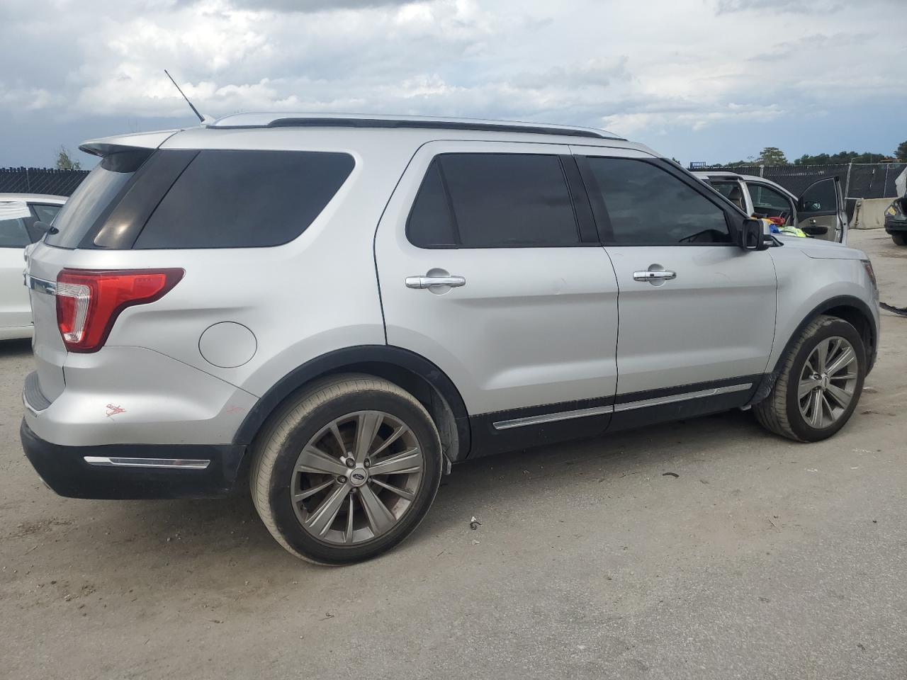 Ford Explorer Limited