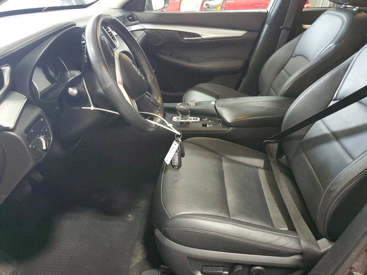 INFINITI Qx Luxe