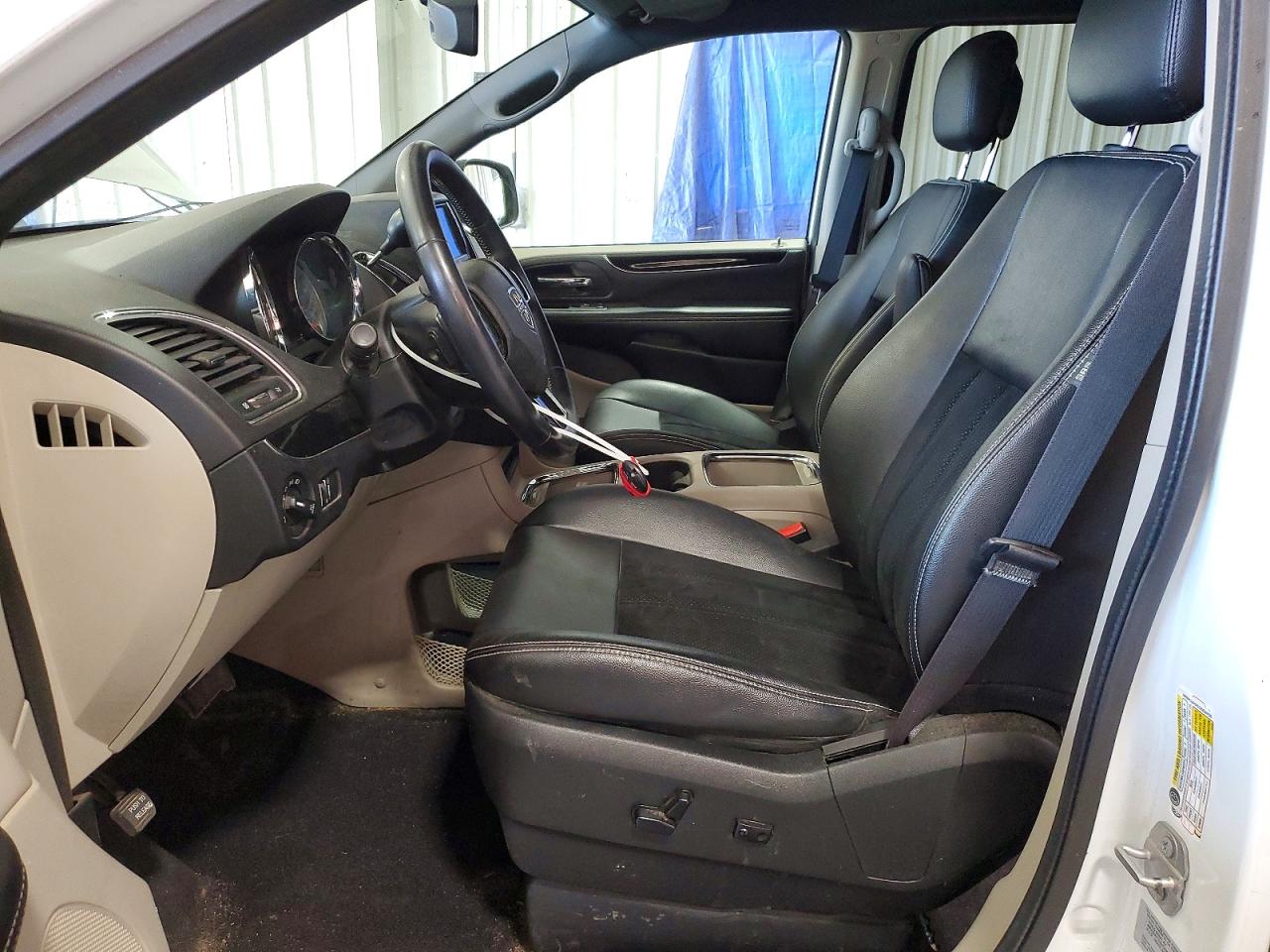 Dodge Caravan Sxt
