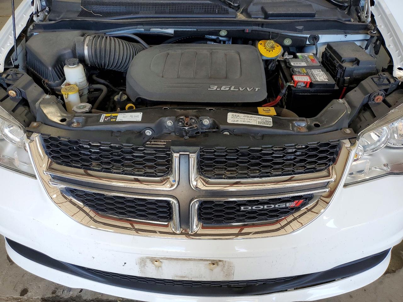 Dodge Caravan Sxt