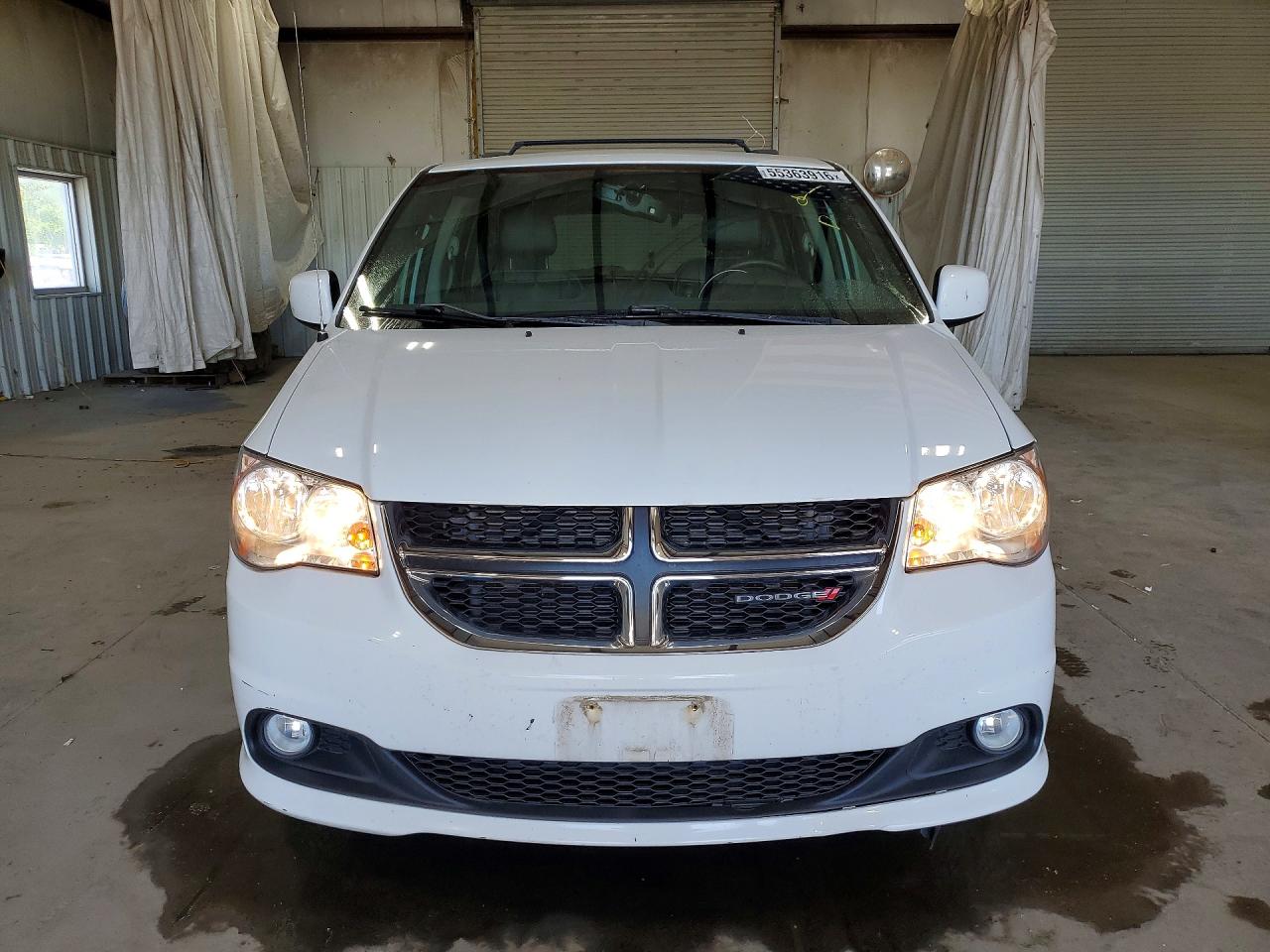 Dodge Caravan Sxt