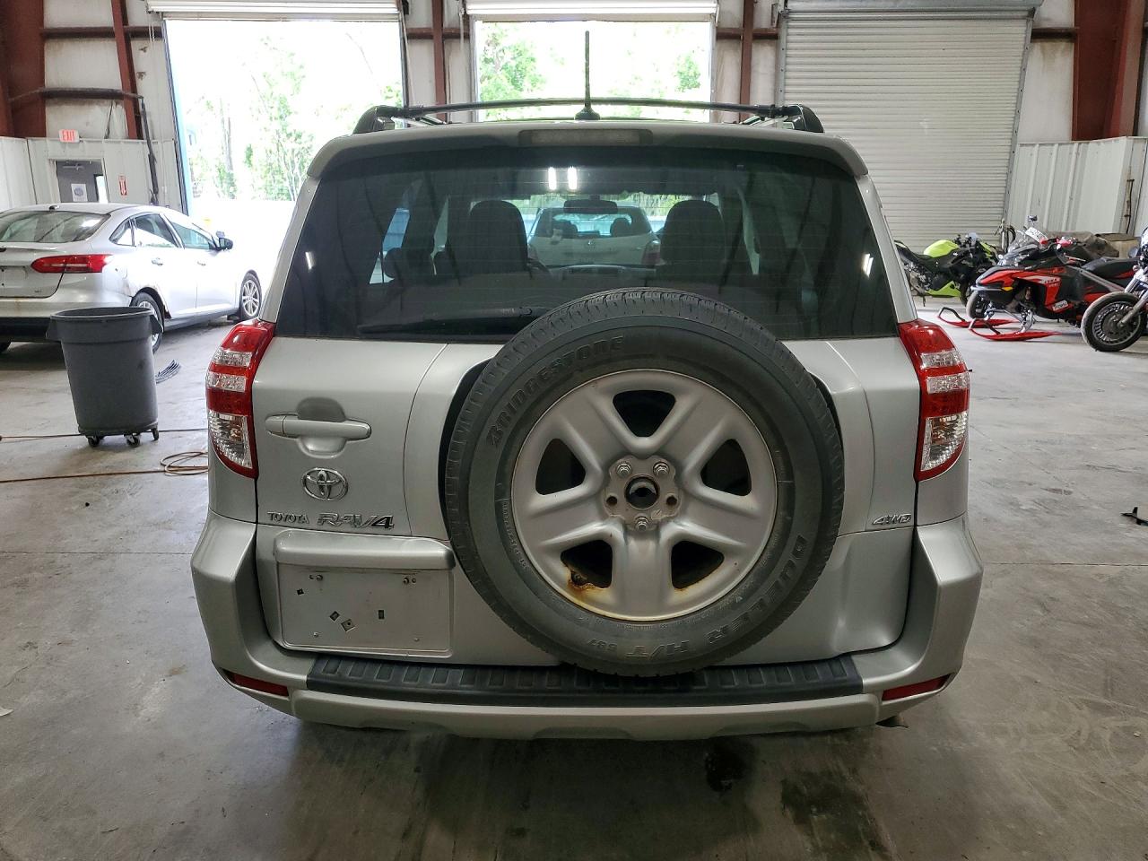 Toyota RAV4 Base