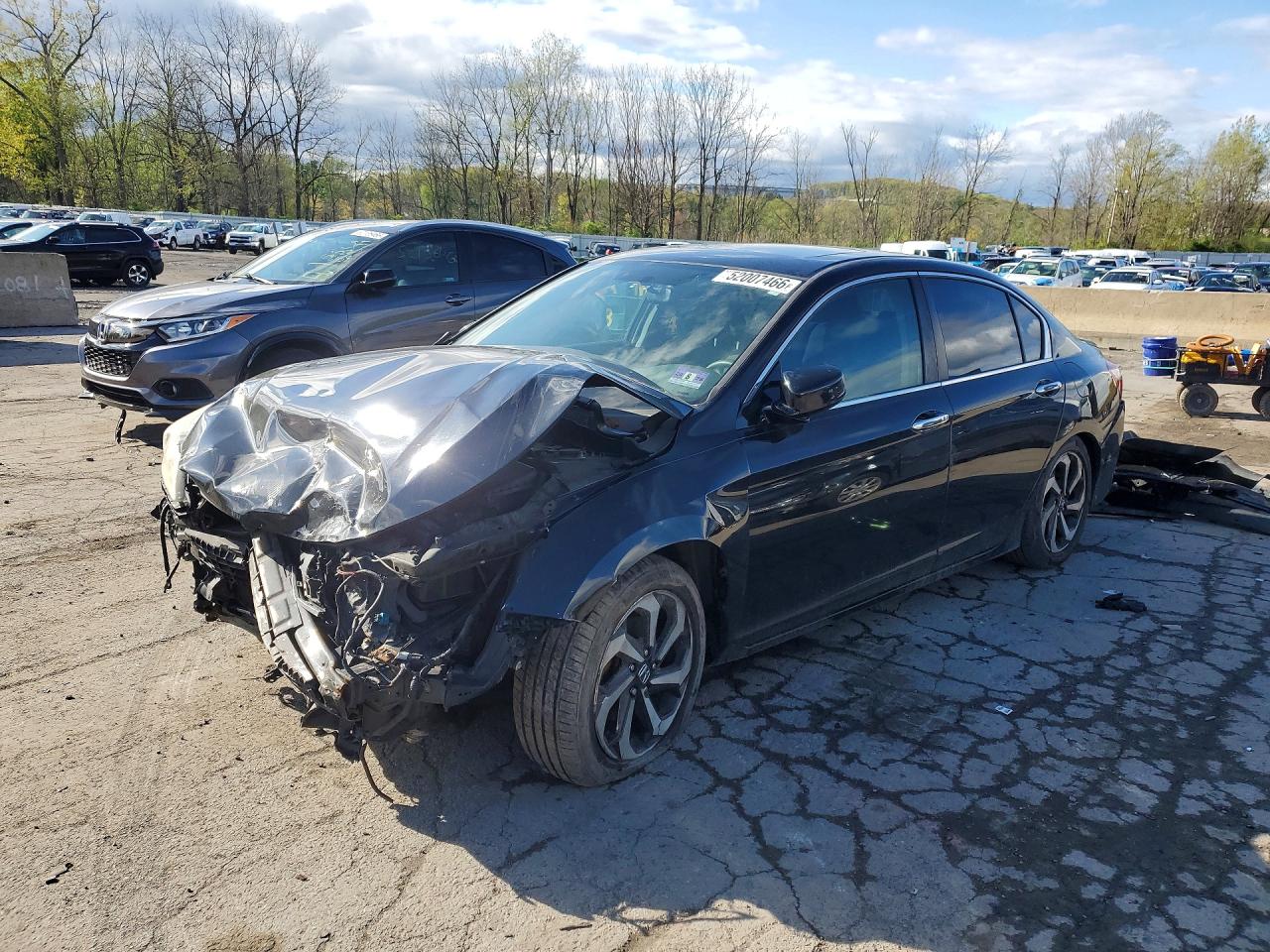 Salvage Honda Accord Image