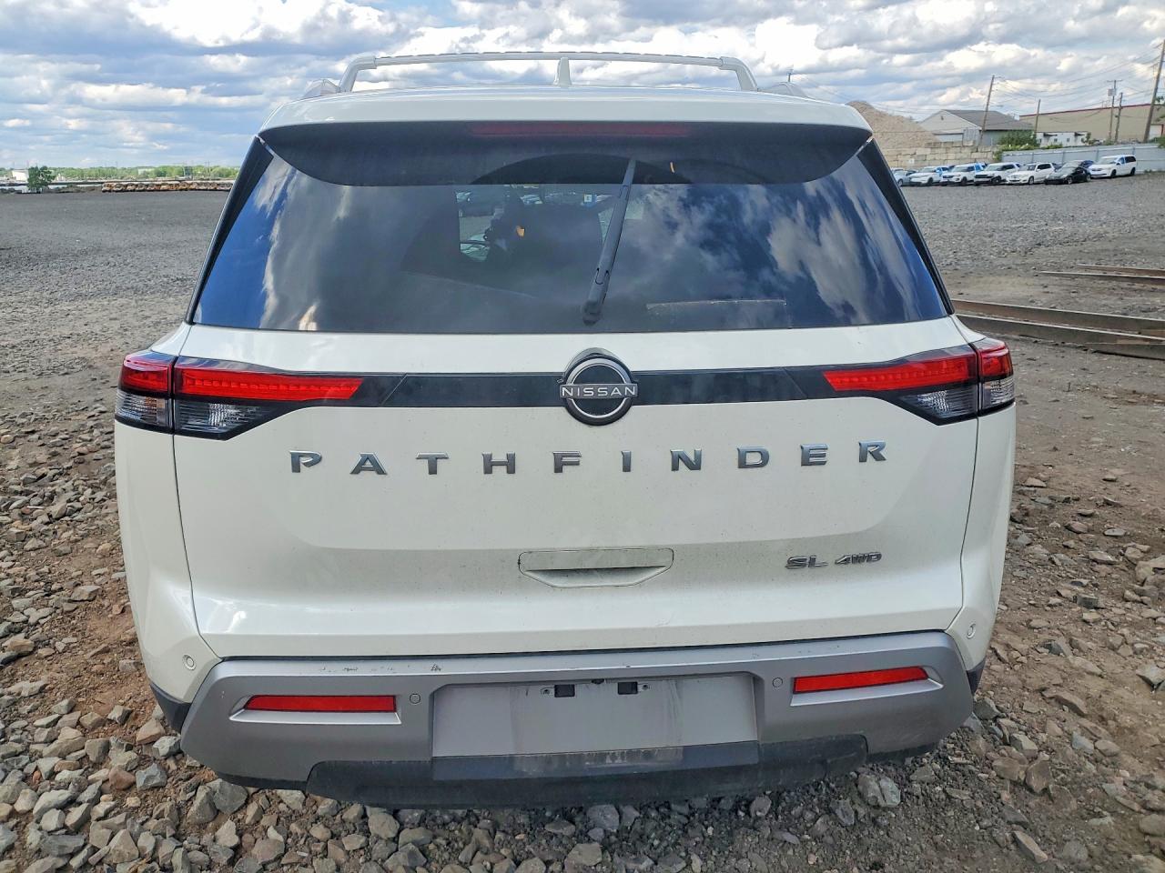 Nissan Pathfinder Sl