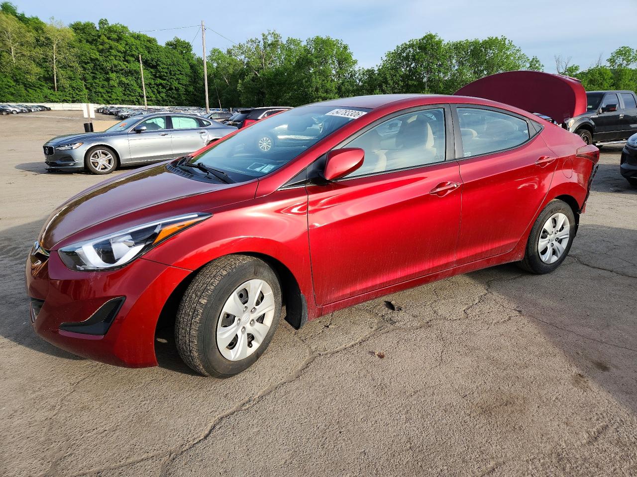 Salvage Hyundai ELANTRA Image