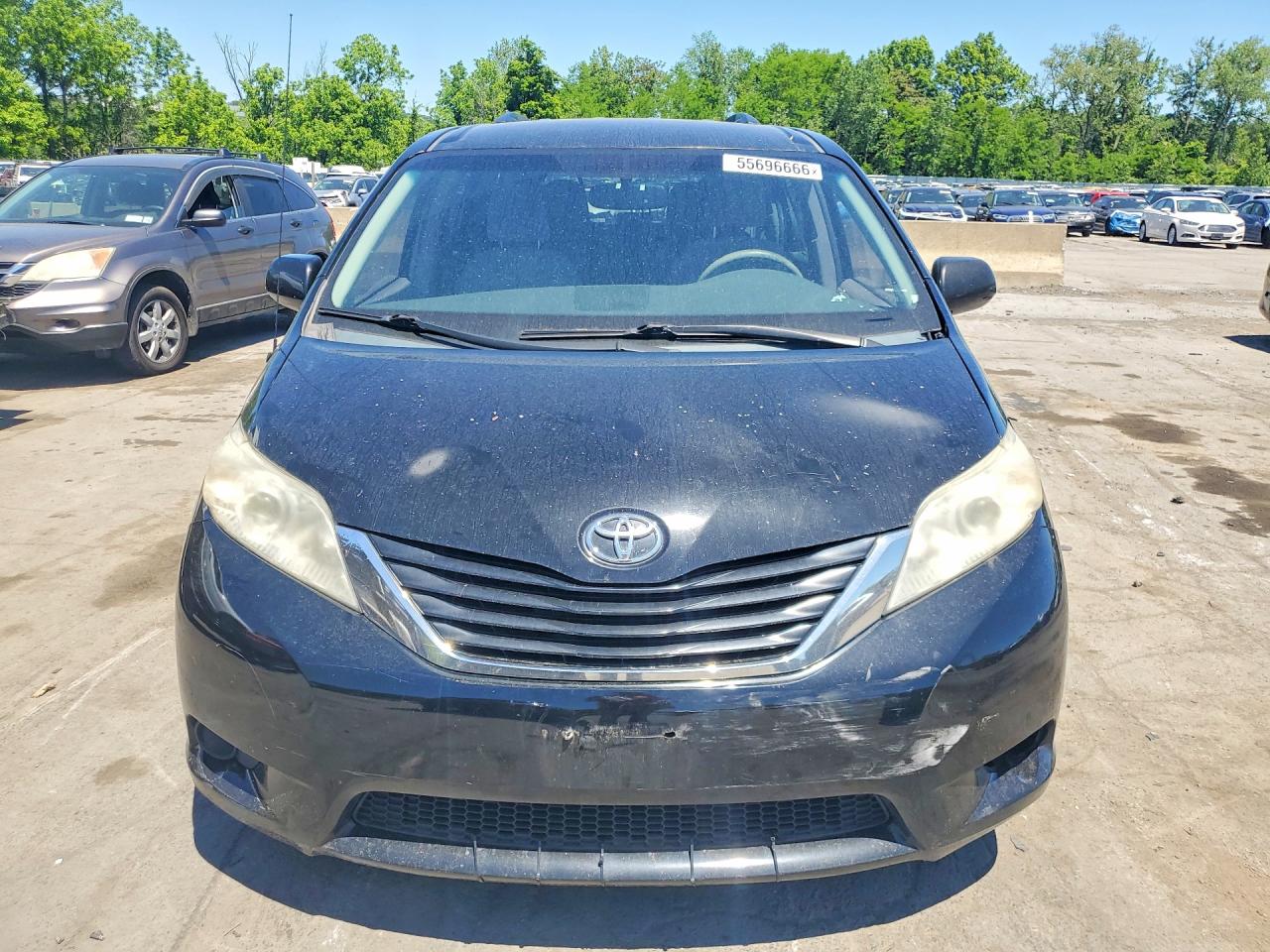 Toyota Sienna Le