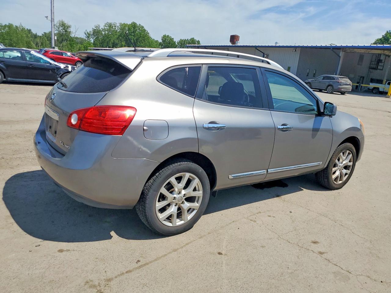 Nissan Rogue S