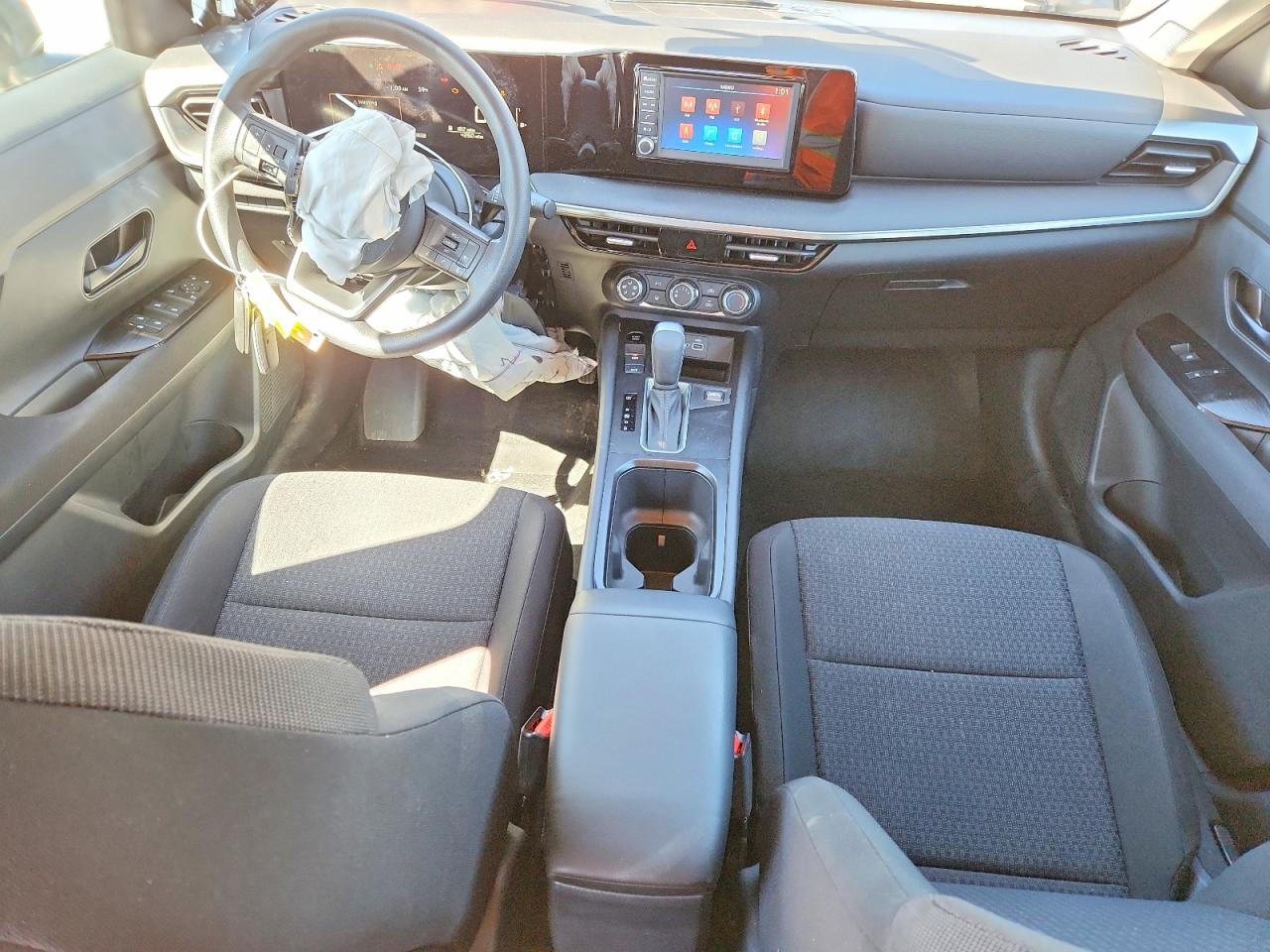 Nissan Kicks S