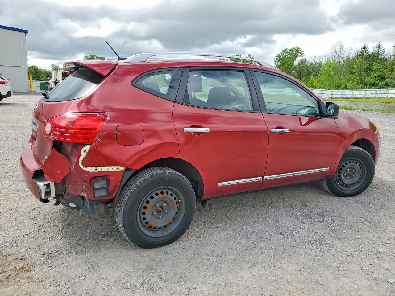 Nissan Rogue S
