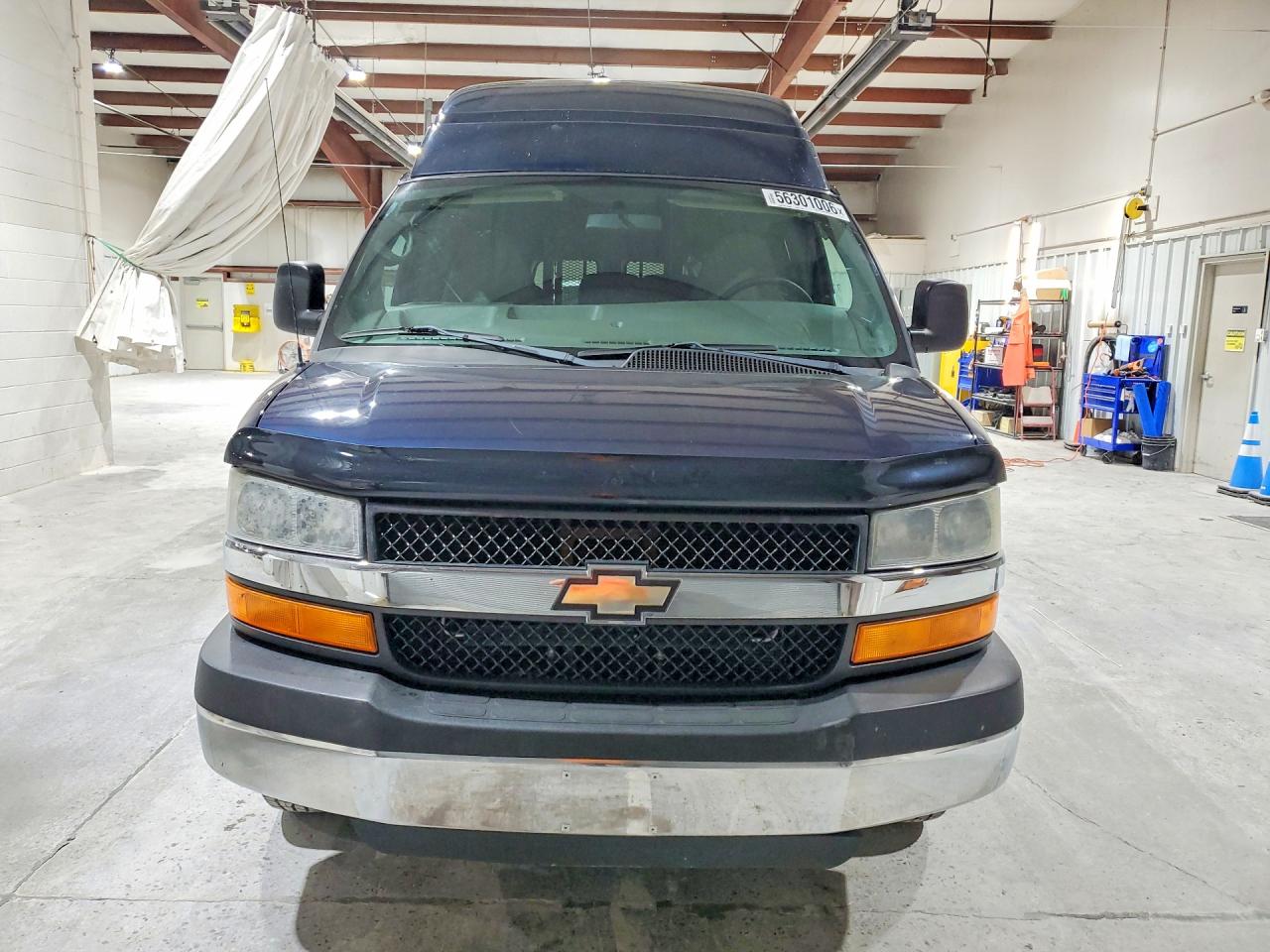 Chevrolet Express Lt