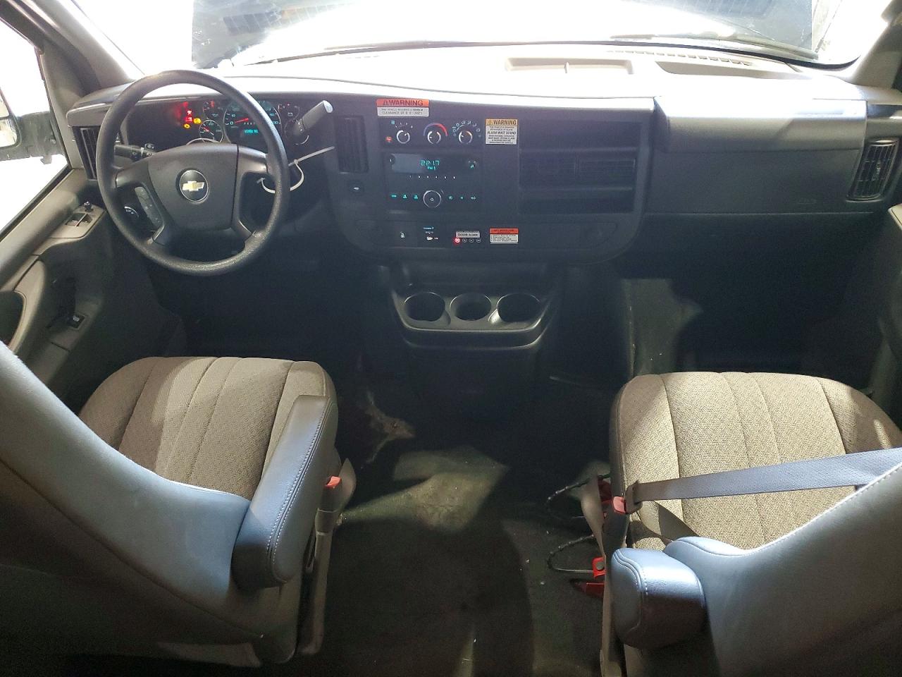 Chevrolet Express Lt