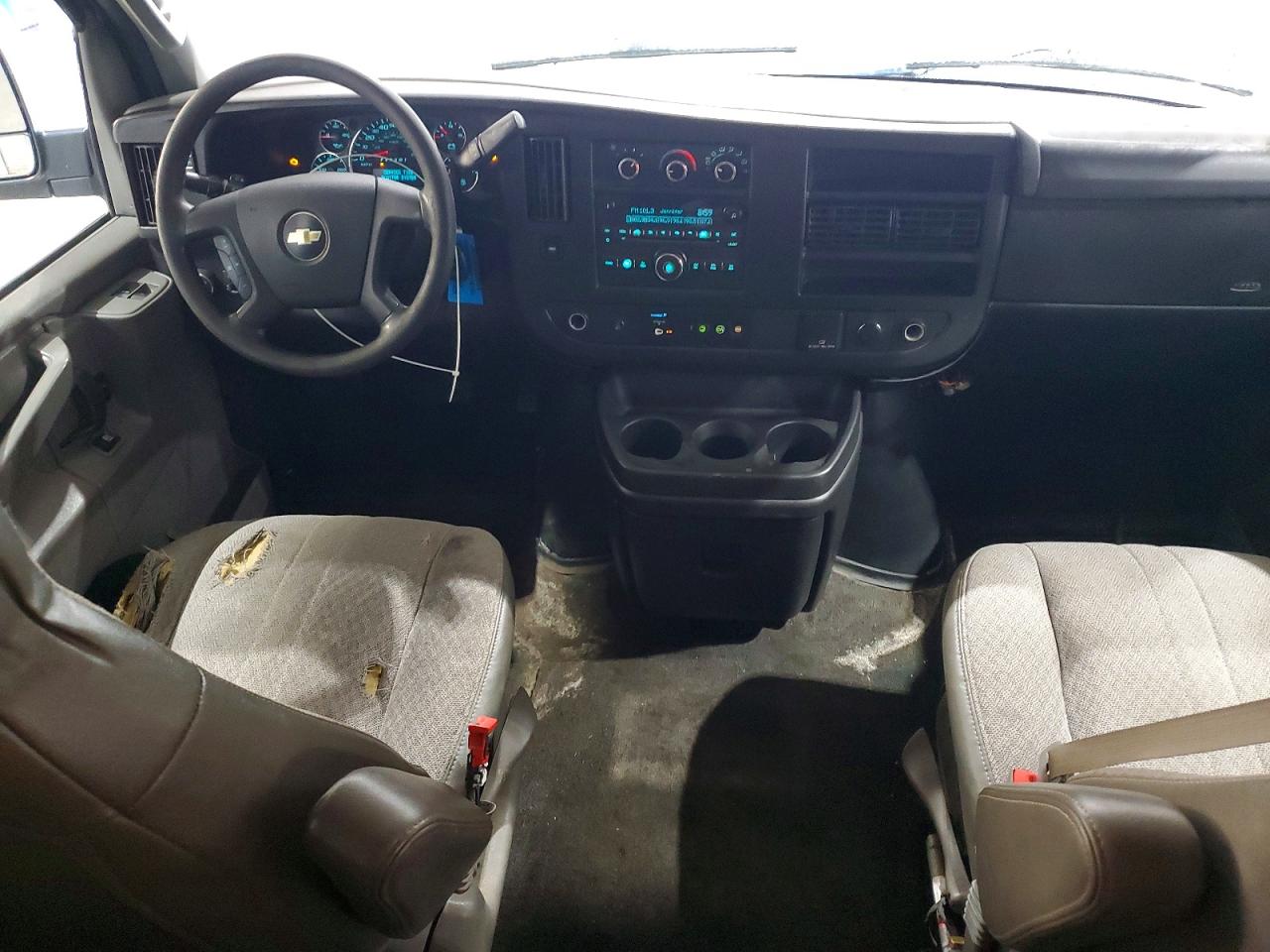 Chevrolet Express Lt