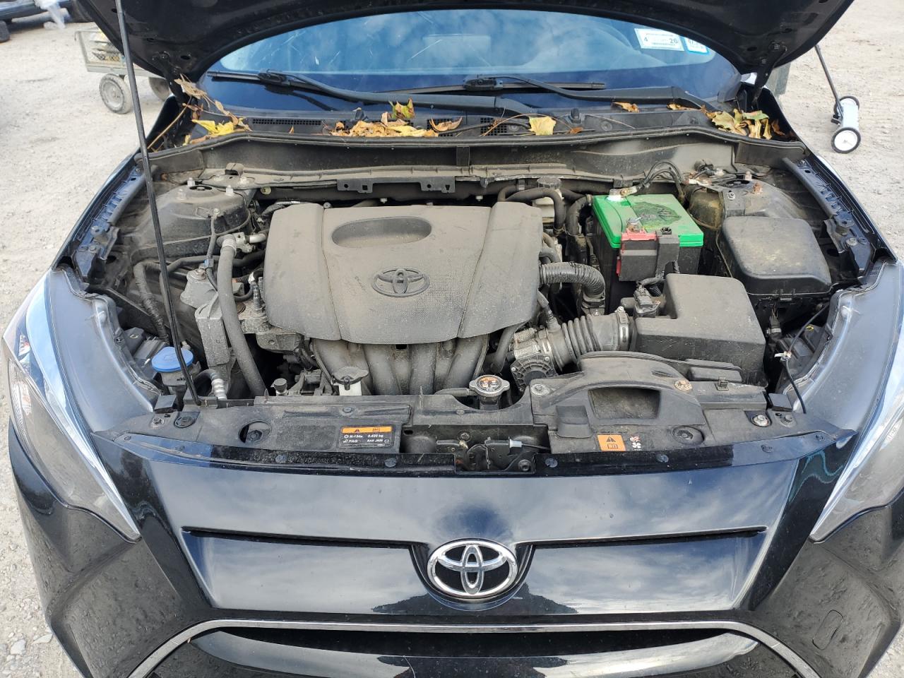 Toyota Yaris Base