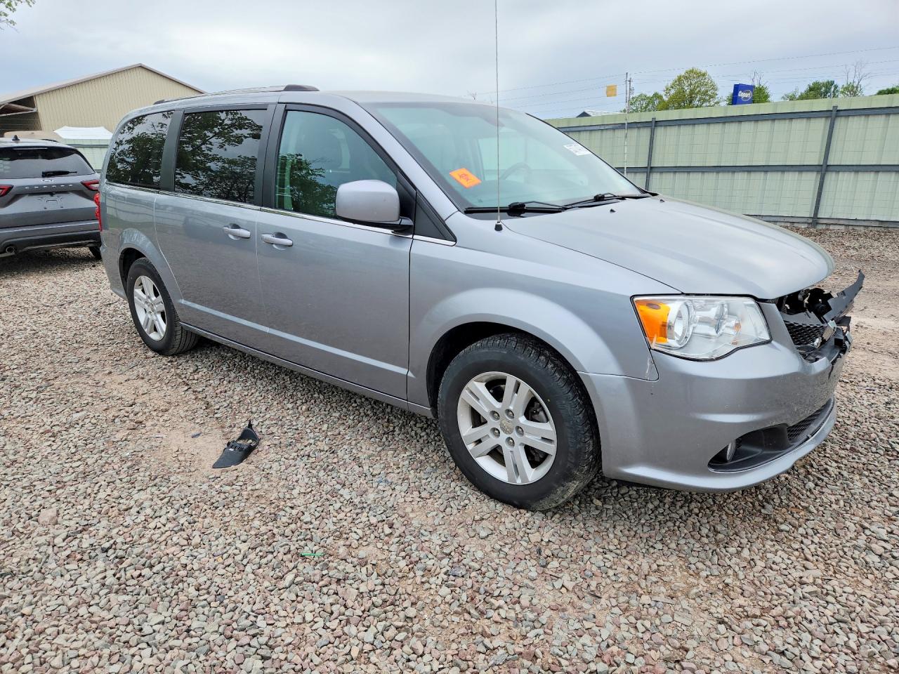 Dodge Caravan Sxt