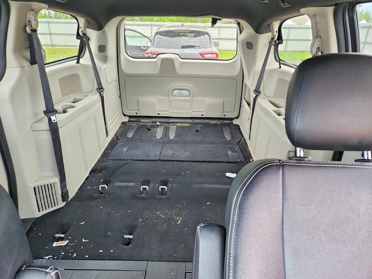 Dodge Caravan Sxt