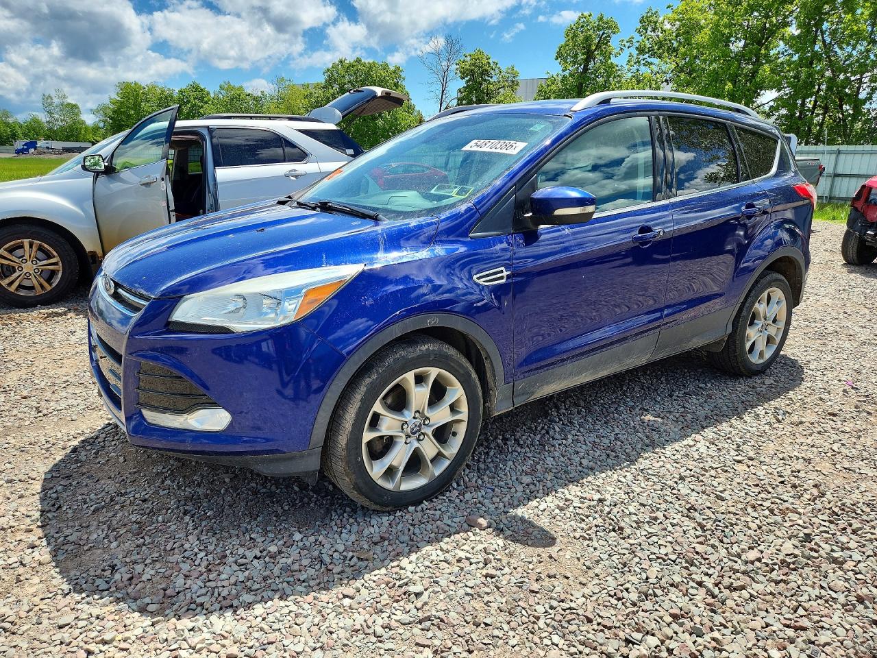Salvage Ford Escape Image