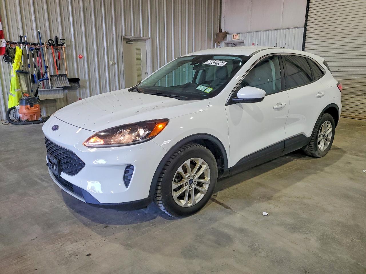 Salvage Ford Escape Image