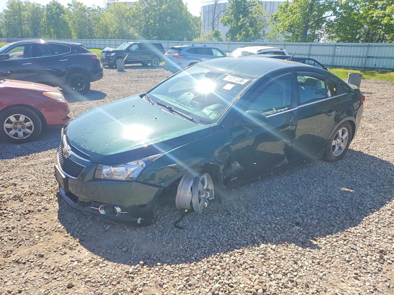 Salvage Chevrolet Cruze Image