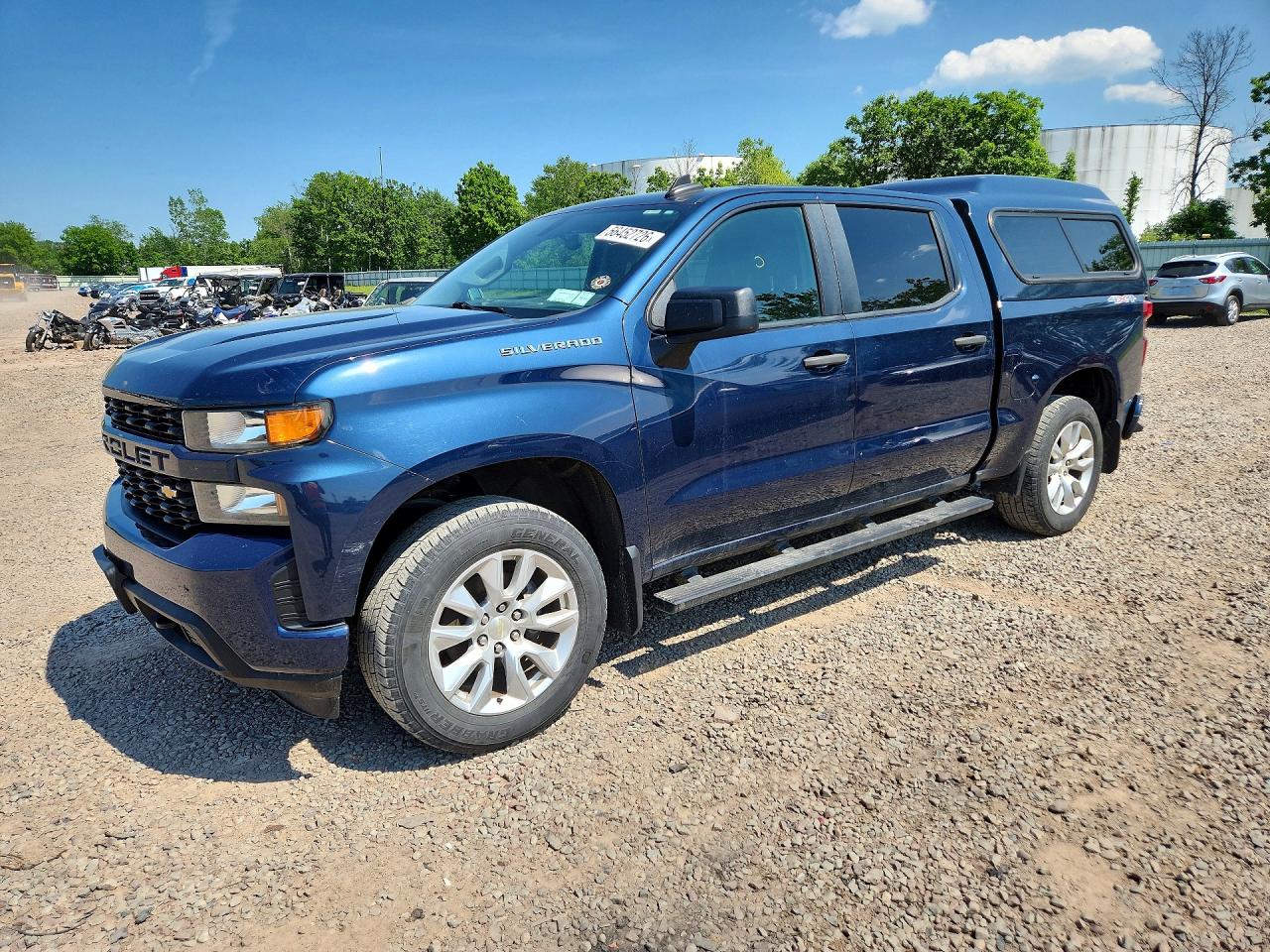 Salvage Chevrolet Silverado Image