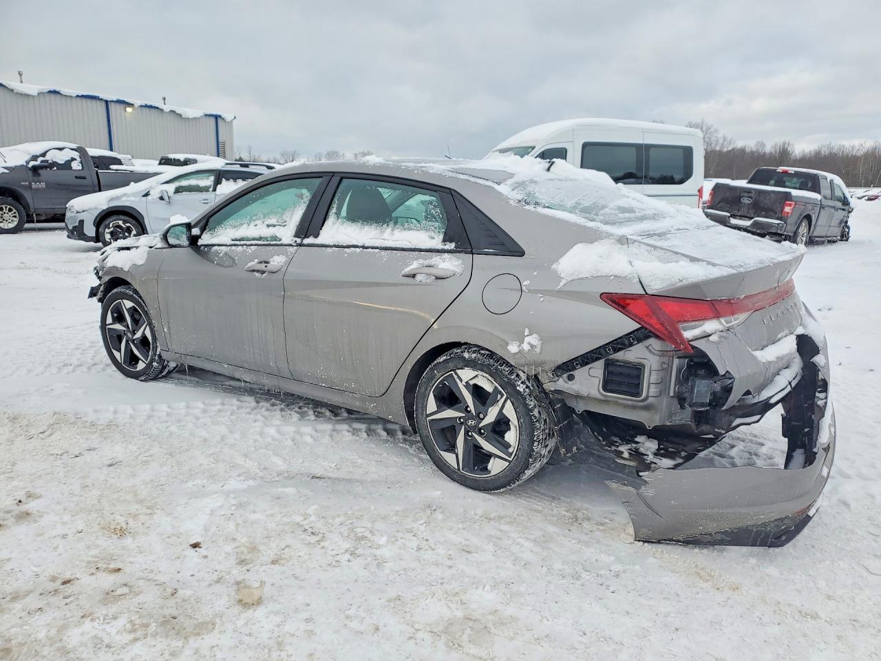 Hyundai ELANTRA Sel