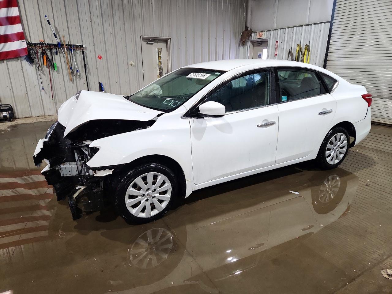 Salvage Nissan Sentra Image