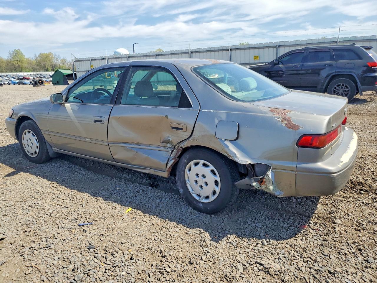 Toyota Camry Le