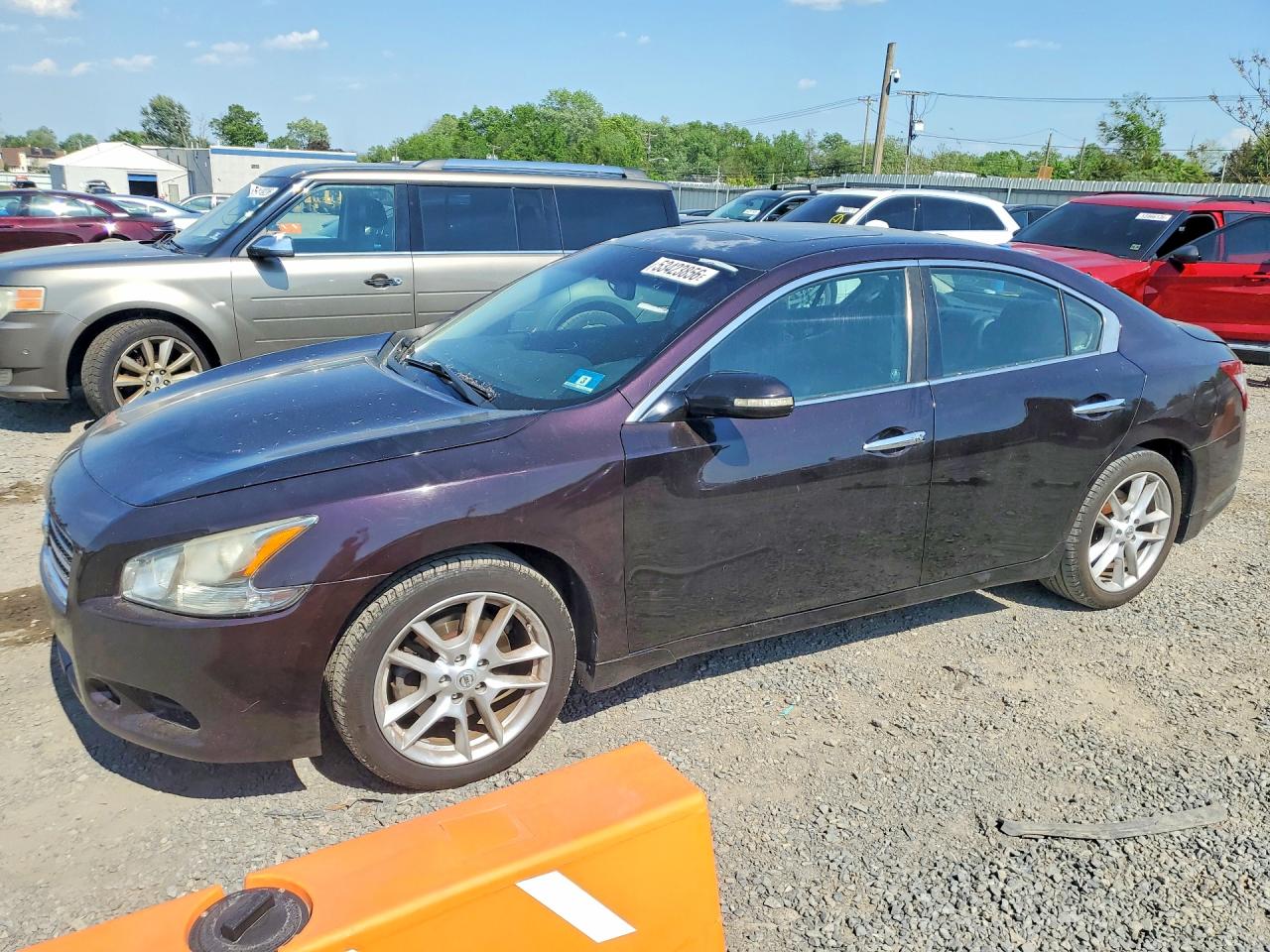 Salvage Nissan Maxima Image