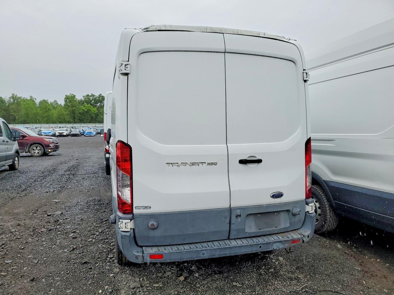 Ford Transit T-250